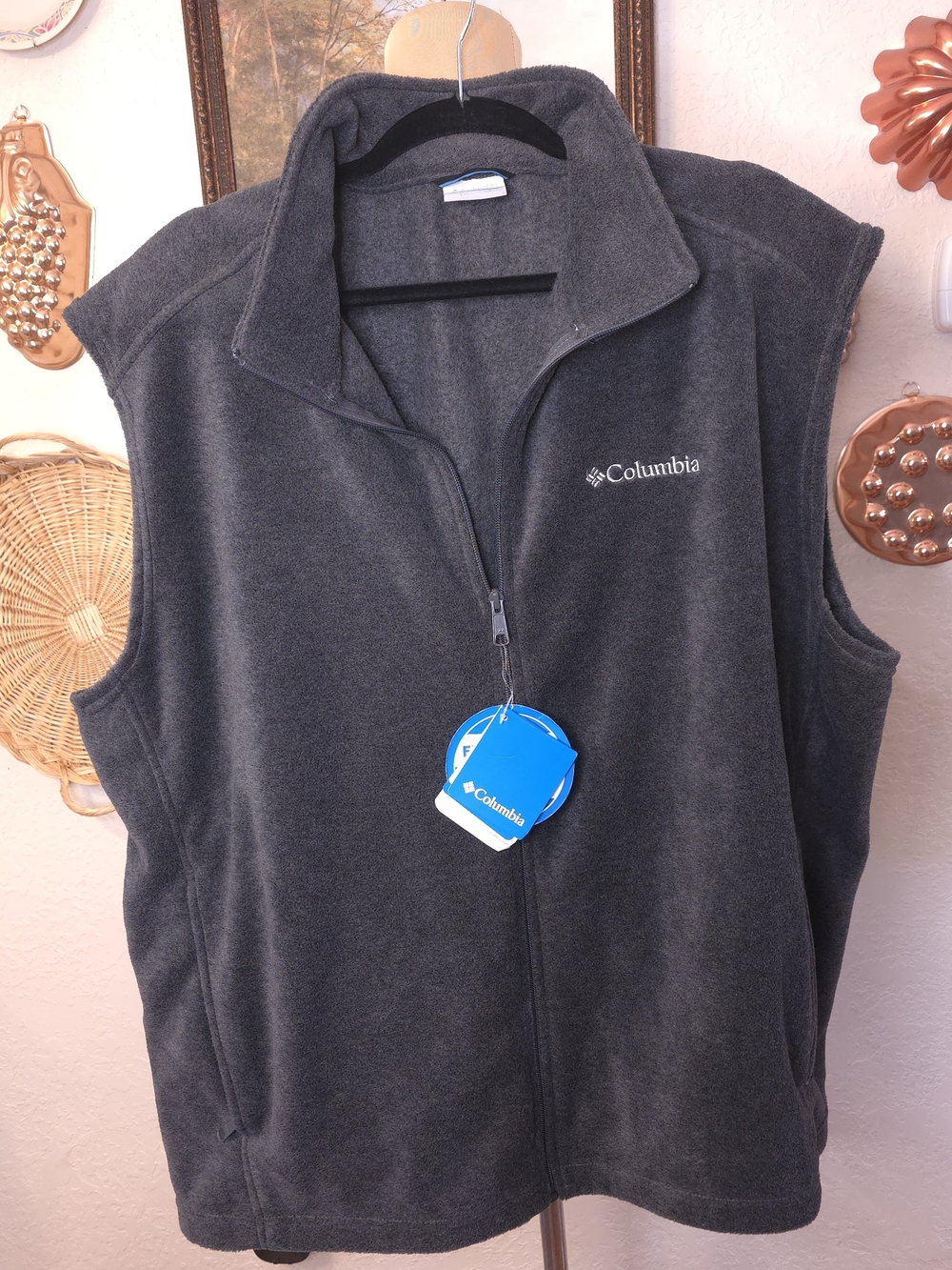 Columbia Men 2X Charcoal Gray Full Zip Fleece Vest NWT Plus Size Gorpcore Hiking